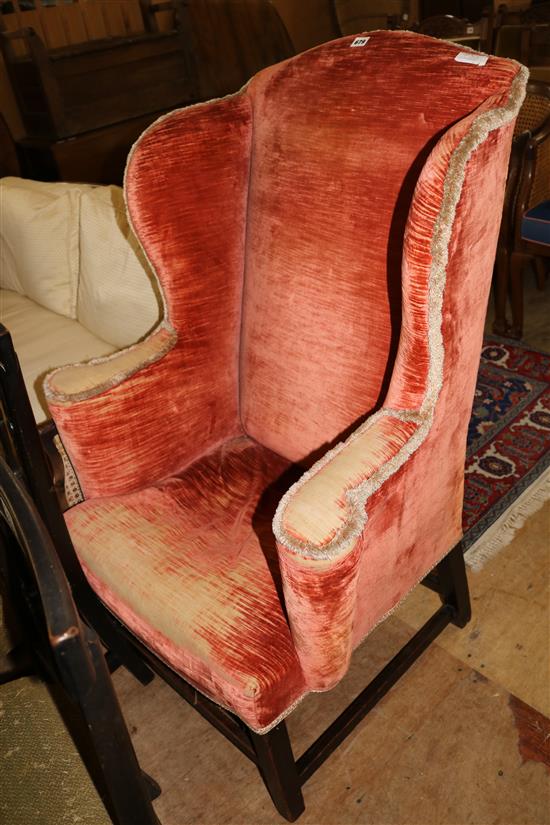 Georgian mahogany wing armchair(-)
